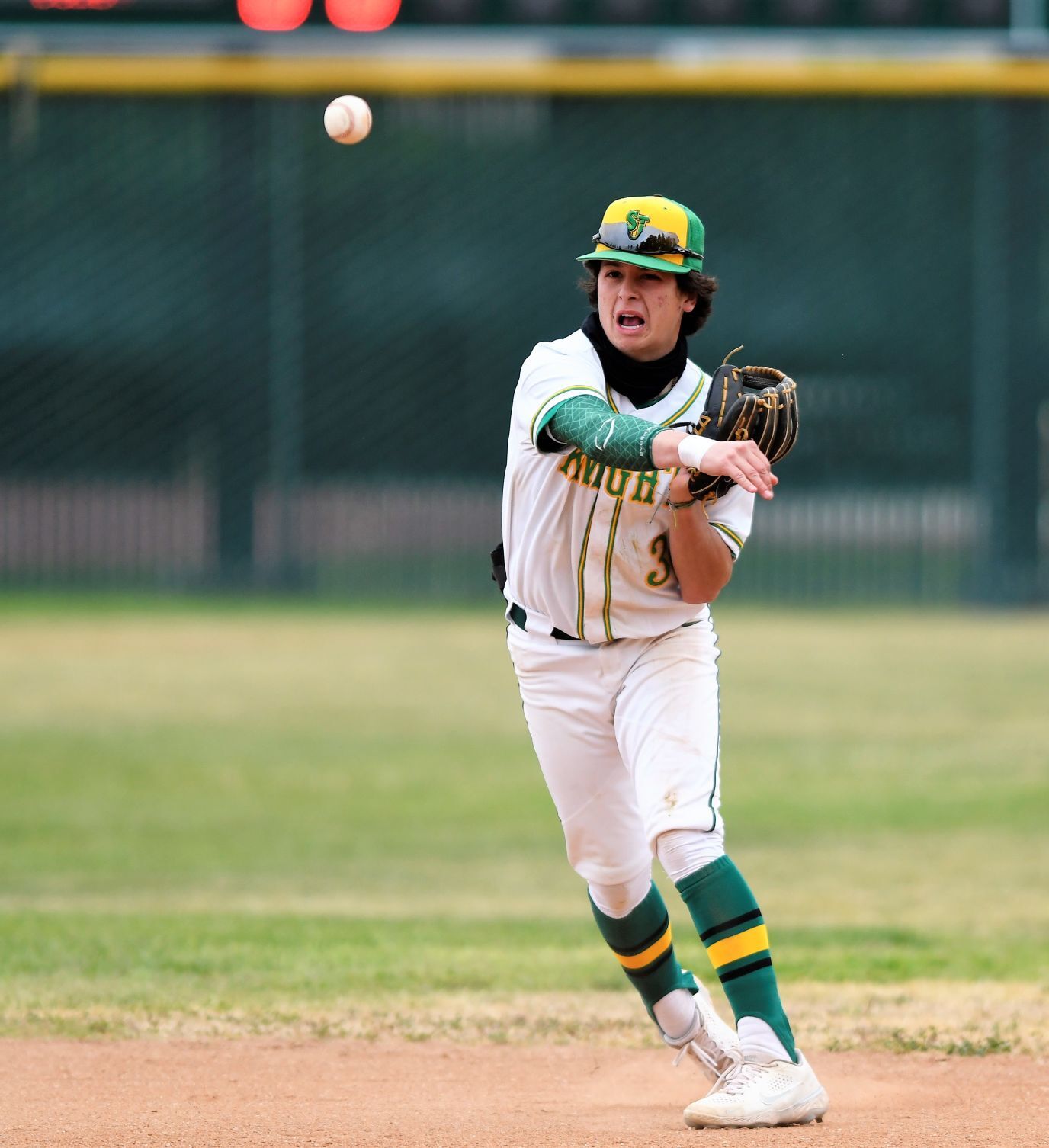 042121 RHS SJHS BSB 30.JPG